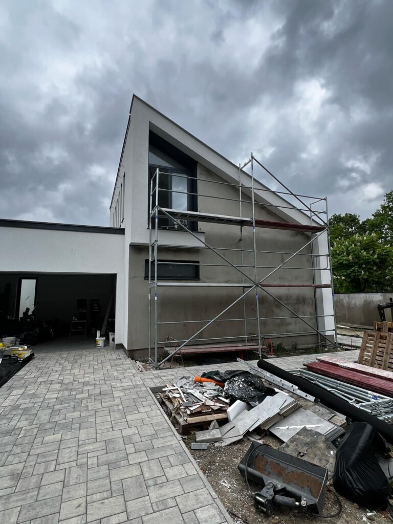 Messenger_creation_20C131A2-E047-4975-A040-2AC80B04D998 (1)