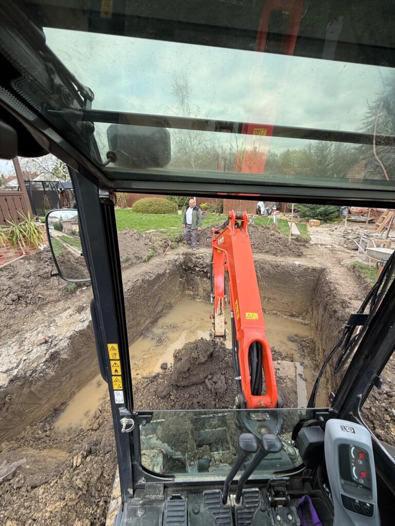 Messenger_creation_DEB50D00-FB85-4AA6-B8D8-0A8A7475515E (1)